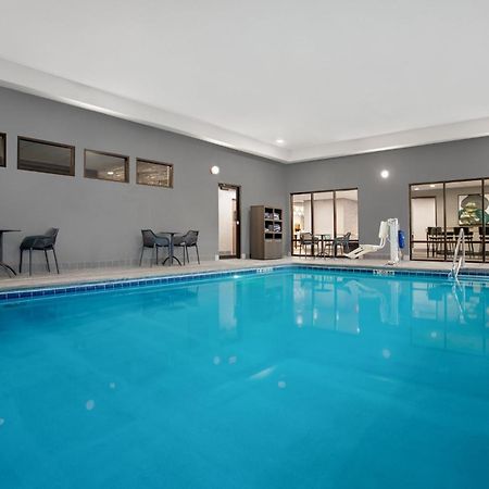 Holiday Inn Coralville - Iowa City By Ihg Buitenkant foto