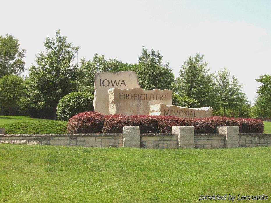 Holiday Inn Coralville - Iowa City By Ihg Buitenkant foto