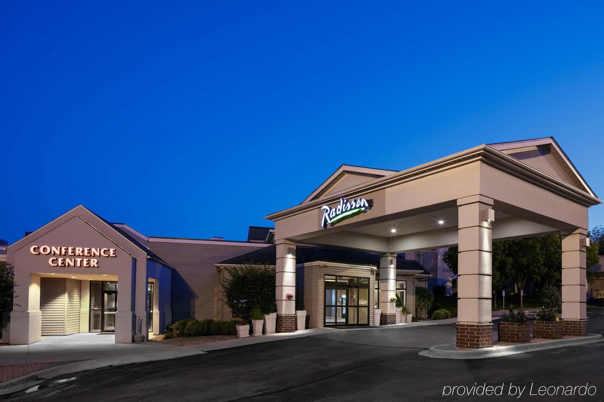 Holiday Inn Coralville - Iowa City By Ihg Buitenkant foto