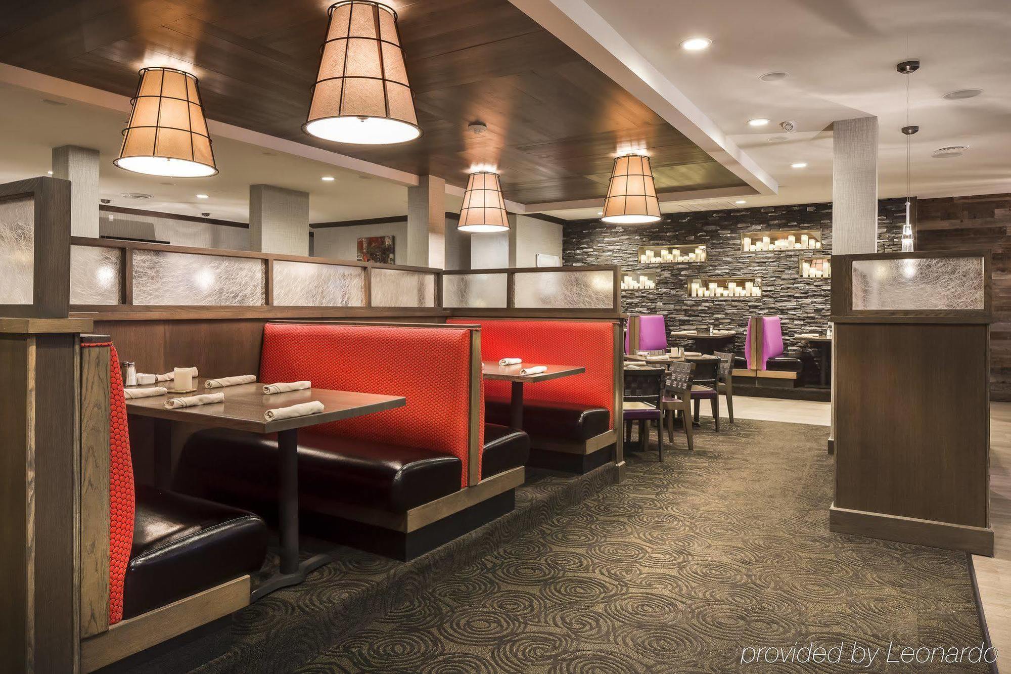 Holiday Inn Coralville - Iowa City By Ihg Buitenkant foto